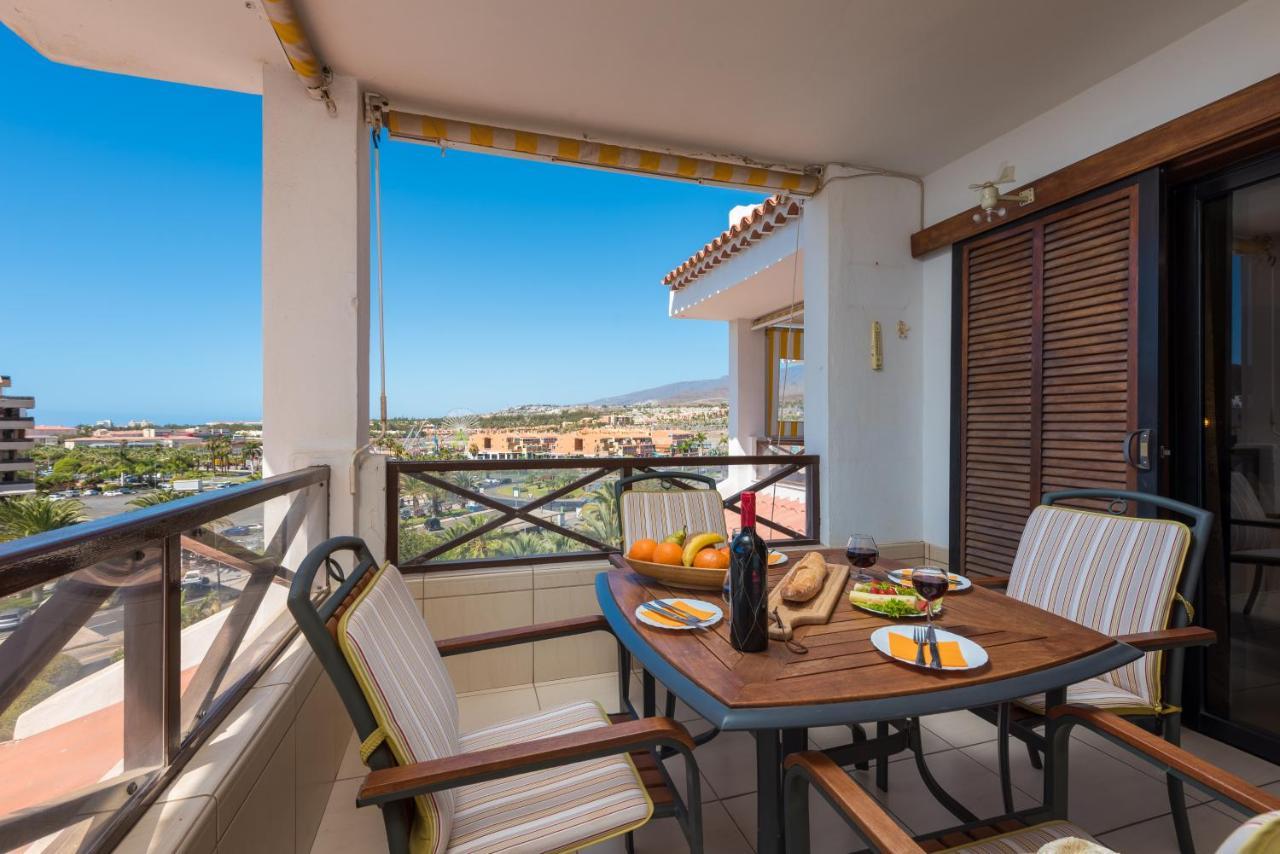 Апартаменти Great 'San Marino' Terrace And Pool Лос-Крістіанос Екстер'єр фото