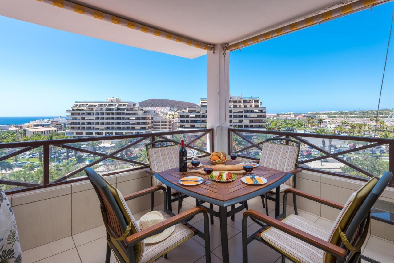 Апартаменти Great 'San Marino' Terrace And Pool Лос-Крістіанос Екстер'єр фото